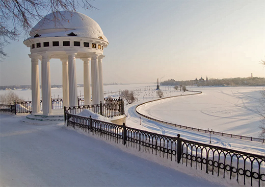 Yaroslavl. The embankment of Volga river 