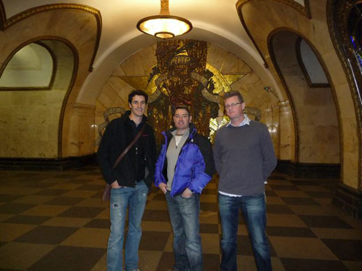 Kiwis in Moscow Metro Kiwis in Moscow Metro